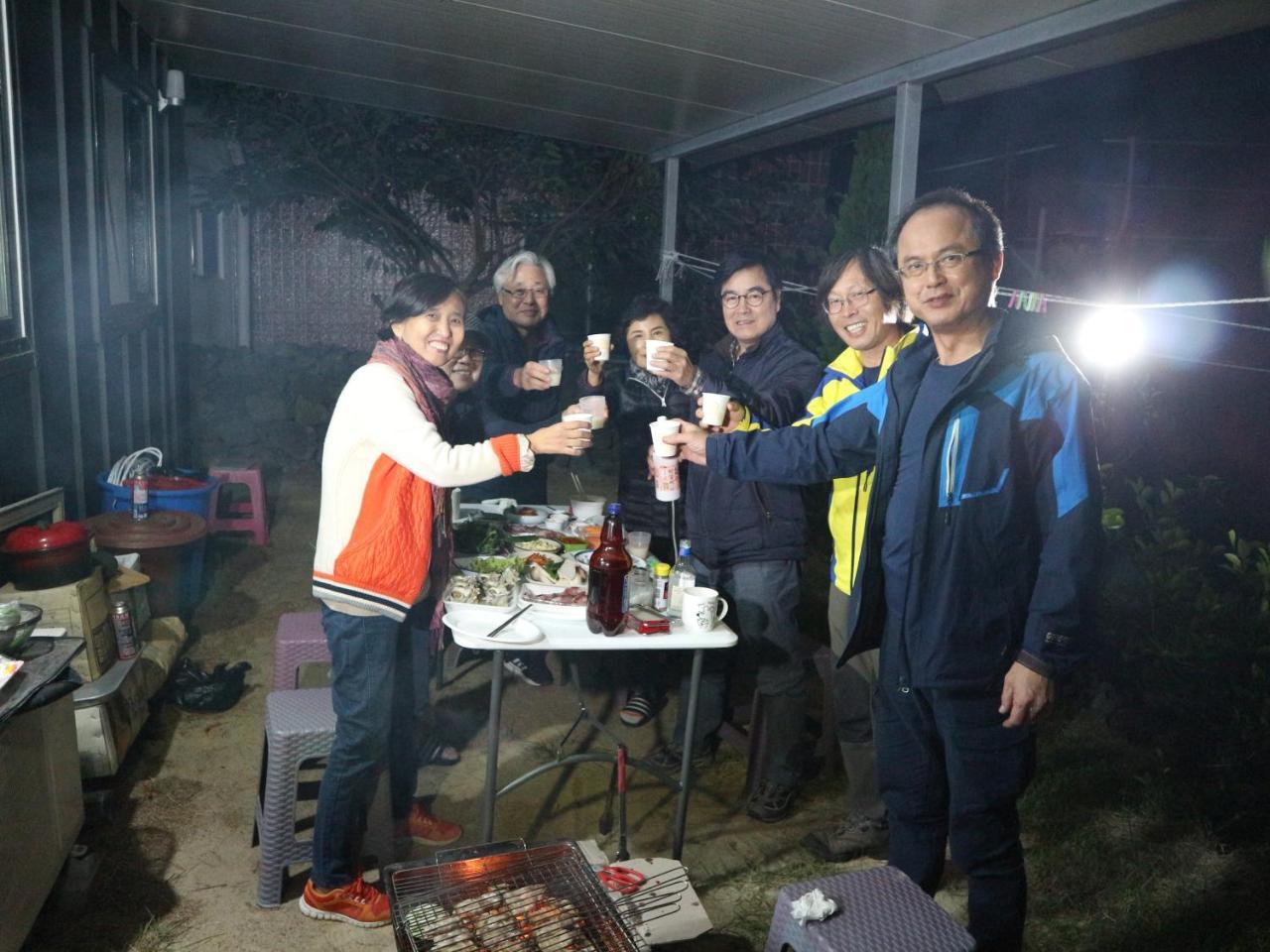 Blue Island Guesthouse Seogwipo-stad Buitenkant foto